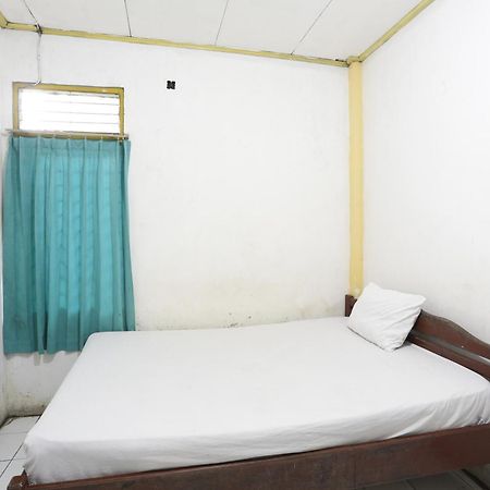 Oyo 93119 Guest House Leo Patra Muara Badak 외부 사진